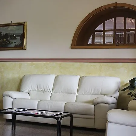 فندق Il Focolare فابرو