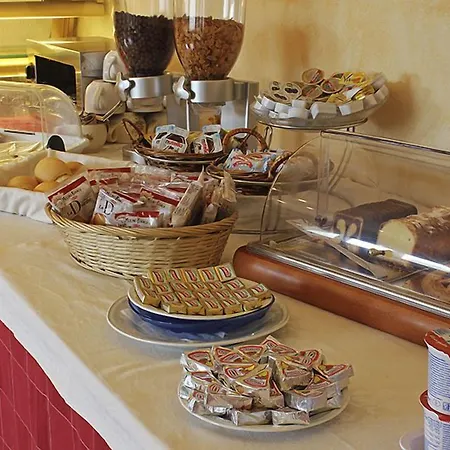 فندق Il Focolare 3*