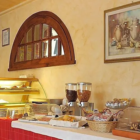 Il Focolare ホテル 3*